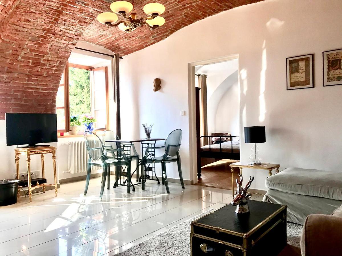 Boutique Apartments Felicino Udoli Вранов-над-Диї Екстер'єр фото